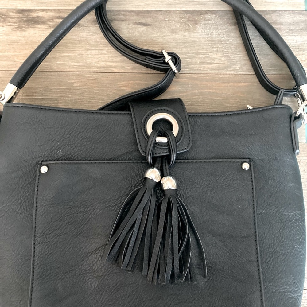 Black Handbag REASONABLE OFFERS WELCOME